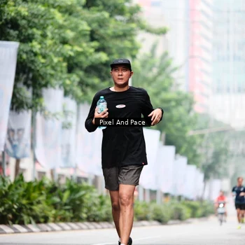 Runner Photo 8611554