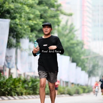 Runner Photo 8611555