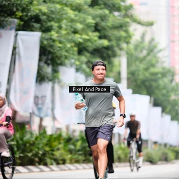 Runner Photo 8611587