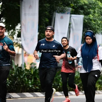 Runner Photo 8611611