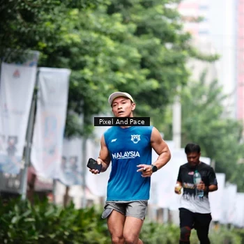 Runner Photo 8611692