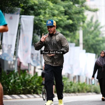 Runner Photo 8611773
