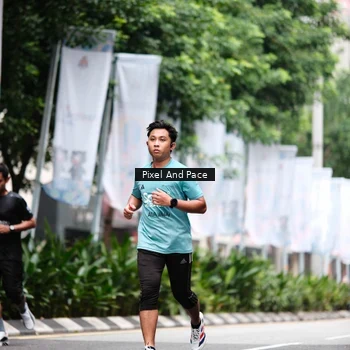 Runner Photo 8611798