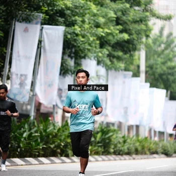 Runner Photo 8611799