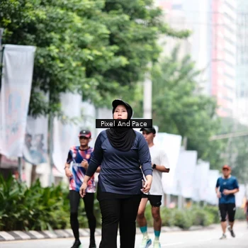 Runner Photo 8611804