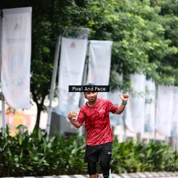 Runner Photo 8611933