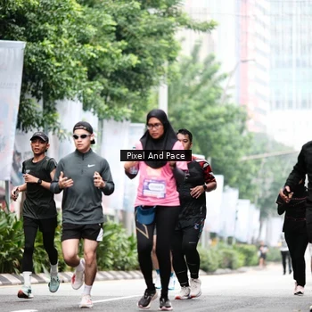 Runner Photo 8611965