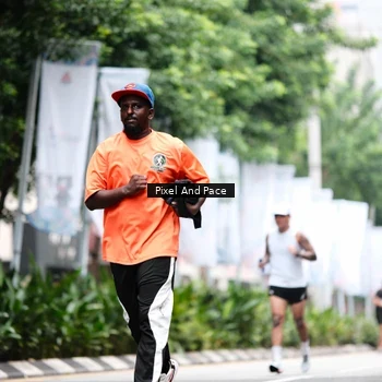 Runner Photo 8611986