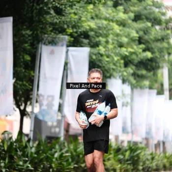 Runner Photo 8611990
