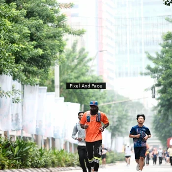 Runner Photo 8611991