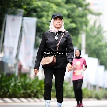 Runner Photo 8612042