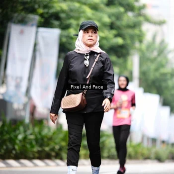 Runner Photo 8612044