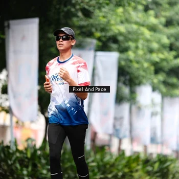 Runner Photo 8612050