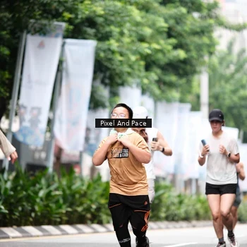 Runner Photo 8612166