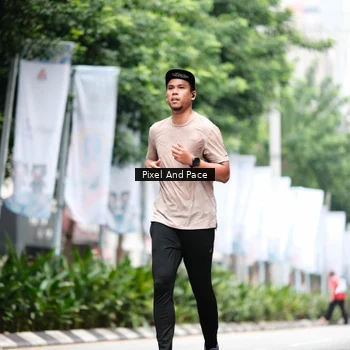 Runner Photo 8612241