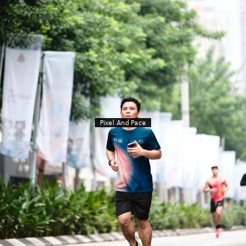 Runner Photo 8612266