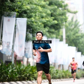 Runner Photo 8612272