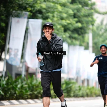 Runner Photo 8612289