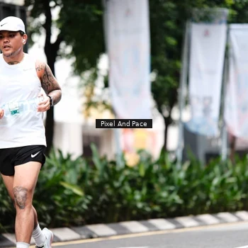 Runner Photo 8612311