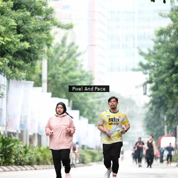 Runner Photo 8612330