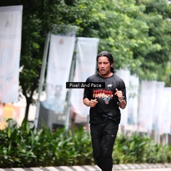 Runner Photo 8612344
