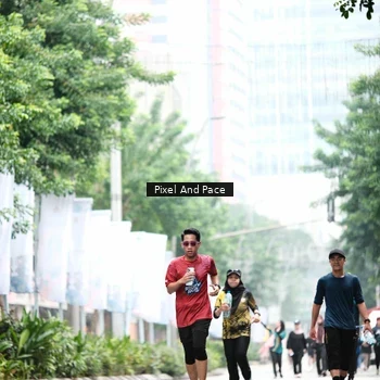 Runner Photo 8612351