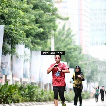 Runner Photo 8612354