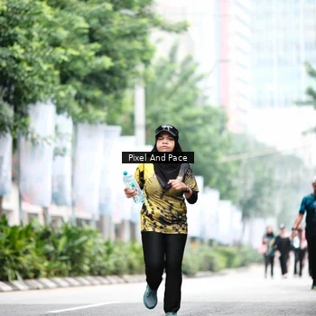 Runner Photo 8612363