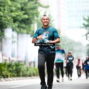 Runner Photo 8612369