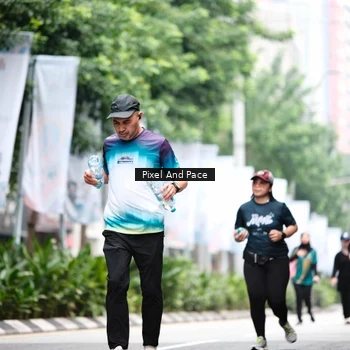Runner Photo 8612379