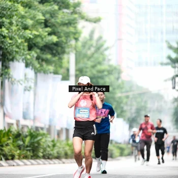 Runner Photo 8612432