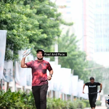 Runner Photo 8612455