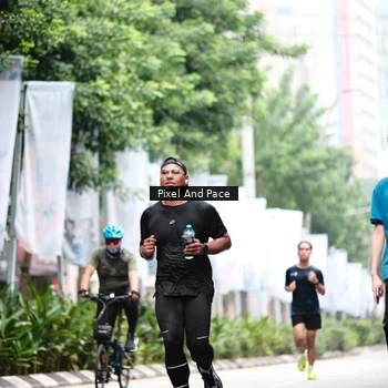 Runner Photo 8612490