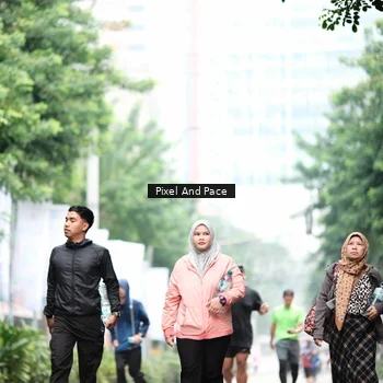 Runner Photo 8612672