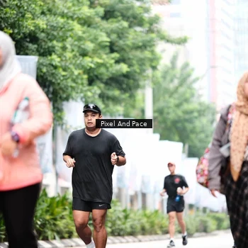 Runner Photo 8612681