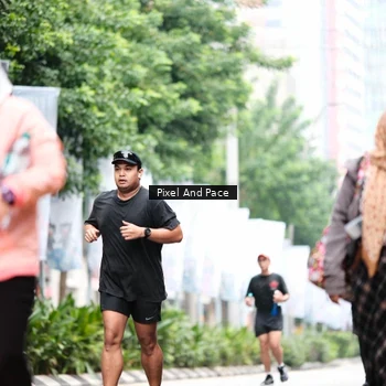 Runner Photo 8612682