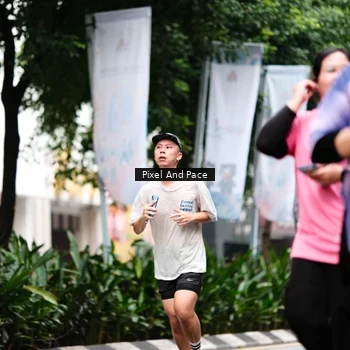 Runner Photo 8612726
