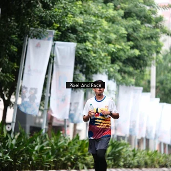 Runner Photo 8612738
