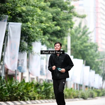 Runner Photo 8612752