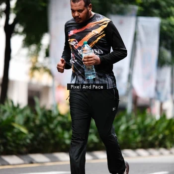 Runner Photo 8612799