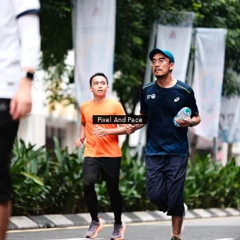 Runner Photo 8612859