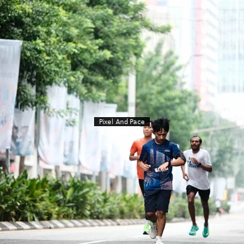 Runner Photo 8612885