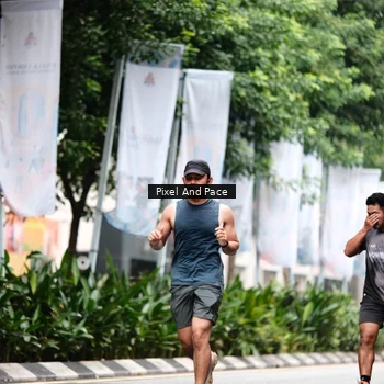 Runner Photo 8612980