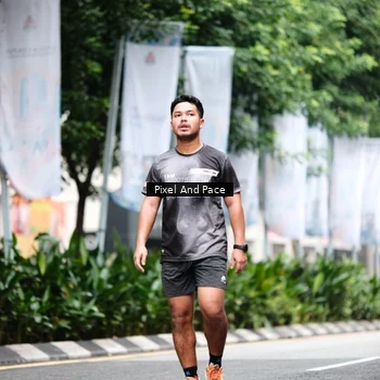 Runner Photo 8612992