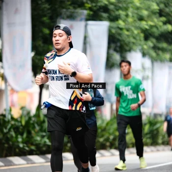 Runner Photo 8613025