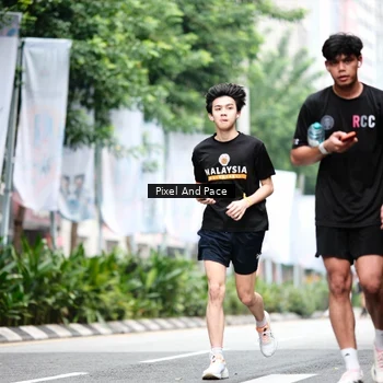 Runner Photo 8613084