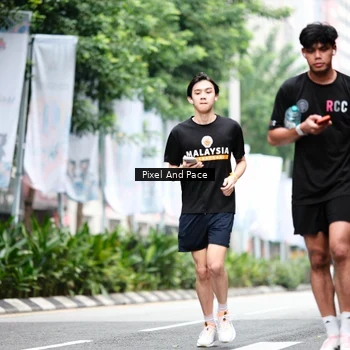 Runner Photo 8613087