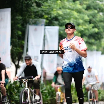 Runner Photo 8613242