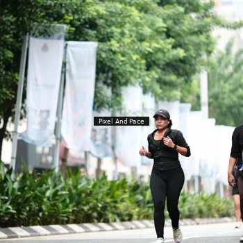 Runner Photo 8613361