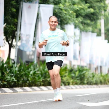 Runner Photo 8613384